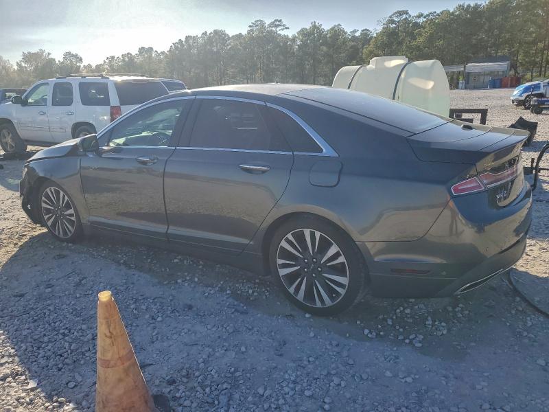 Фото 2 - LINCOLN MKZ