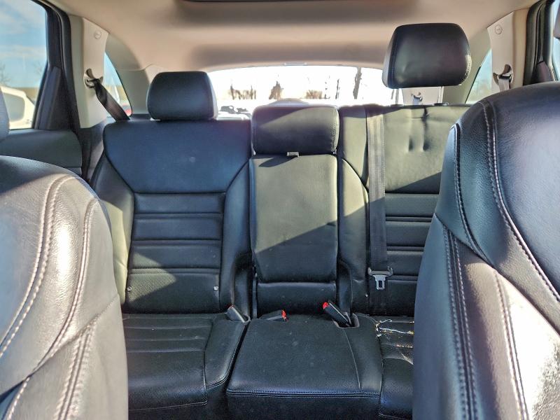 Фото 10 - KIA SORENTO