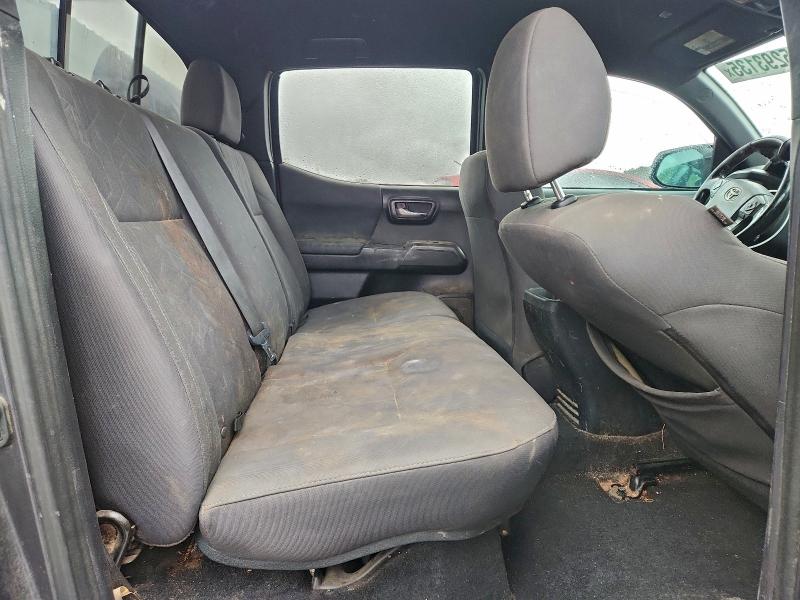 Фото 10 - TOYOTA TACOMA