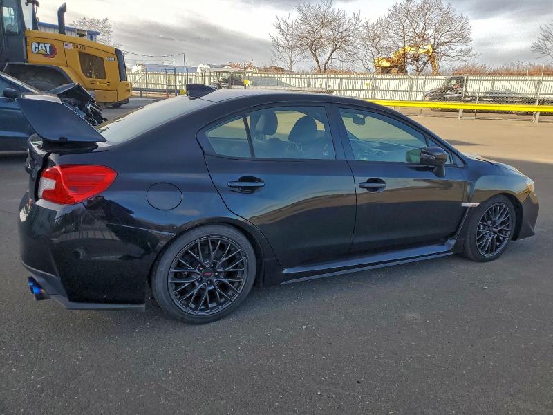 Фото 3 - SUBARU WRX