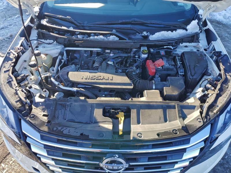 Фото 12 - NISSAN ROGUE