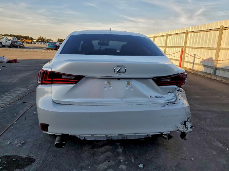 Фото 6 - LEXUS IS