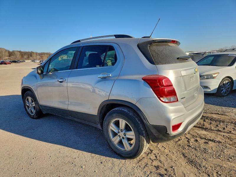 Фото 2 - CHEVROLET TRAX