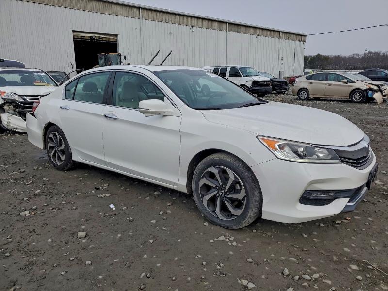 Фото 4 - HONDA ACCORD