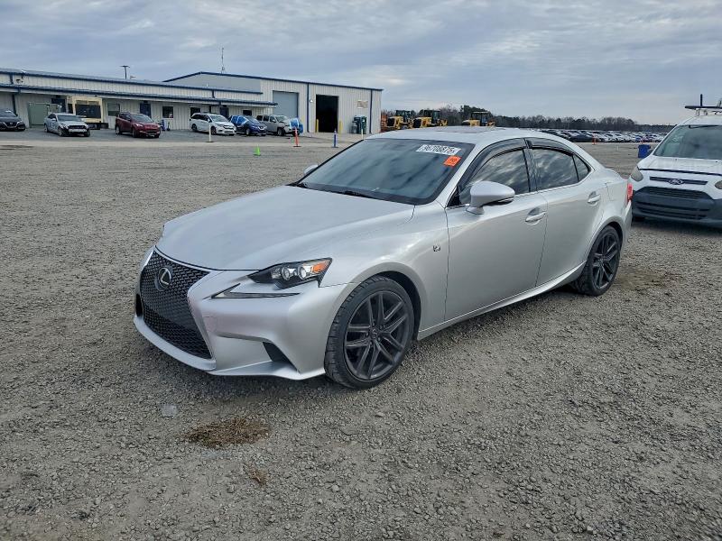 Фото 1 - LEXUS IS