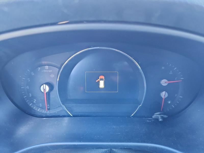 Фото 9 - KIA SORENTO