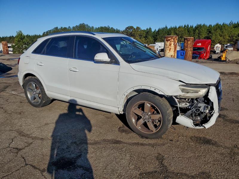 Фото 4 - AUDI Q3