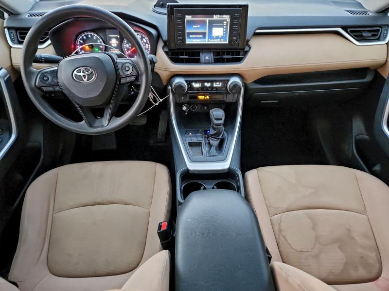 Фото 8 - TOYOTA RAV4