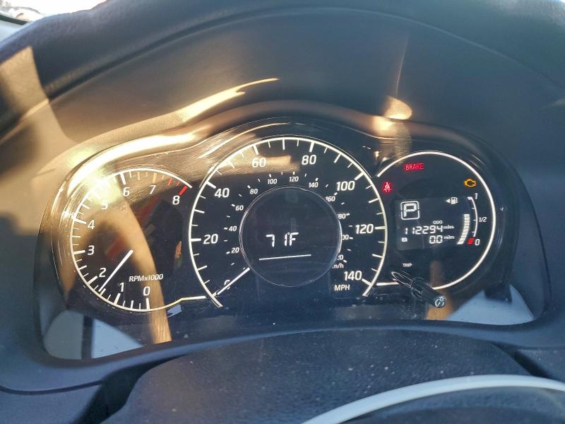 Фото 9 - NISSAN VERSA