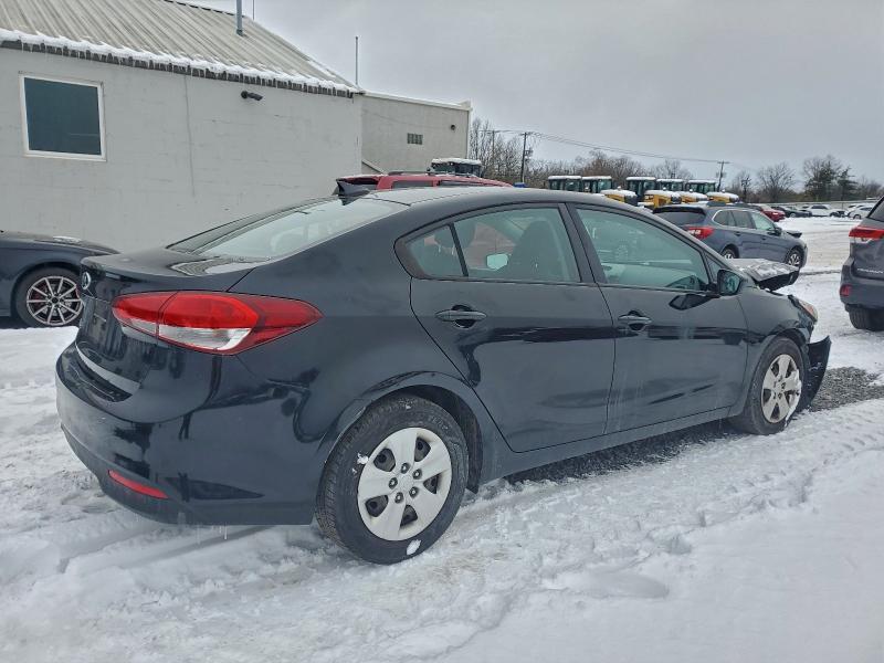 Фото 3 - KIA FORTE