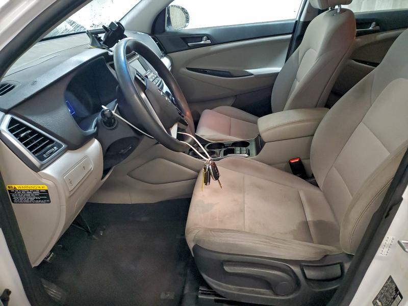 Фото 7 - HYUNDAI TUCSON