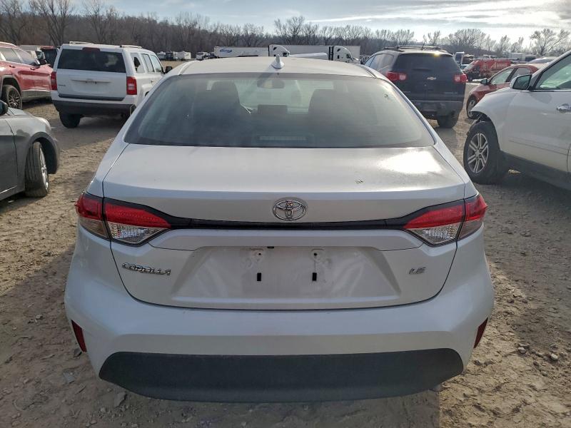 Фото 6 - TOYOTA COROLLA