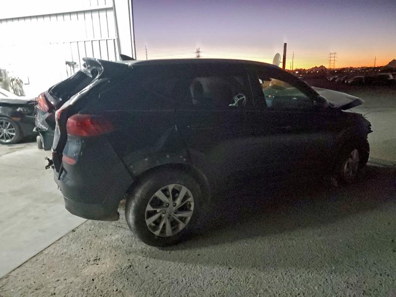 Фото 3 - HYUNDAI TUCSON