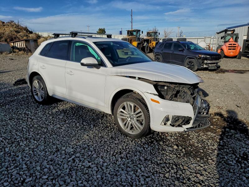 Фото 4 - AUDI Q5