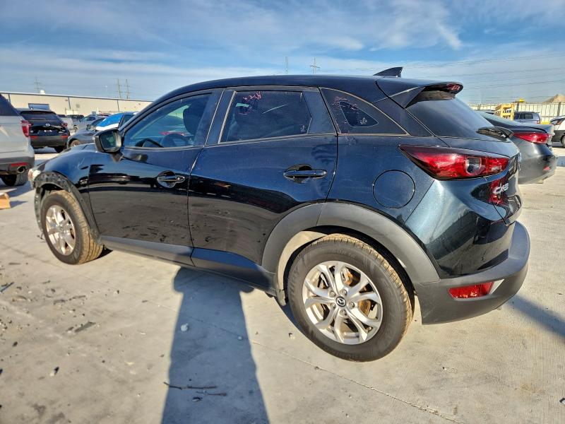 Фото 2 - MAZDA CX-3