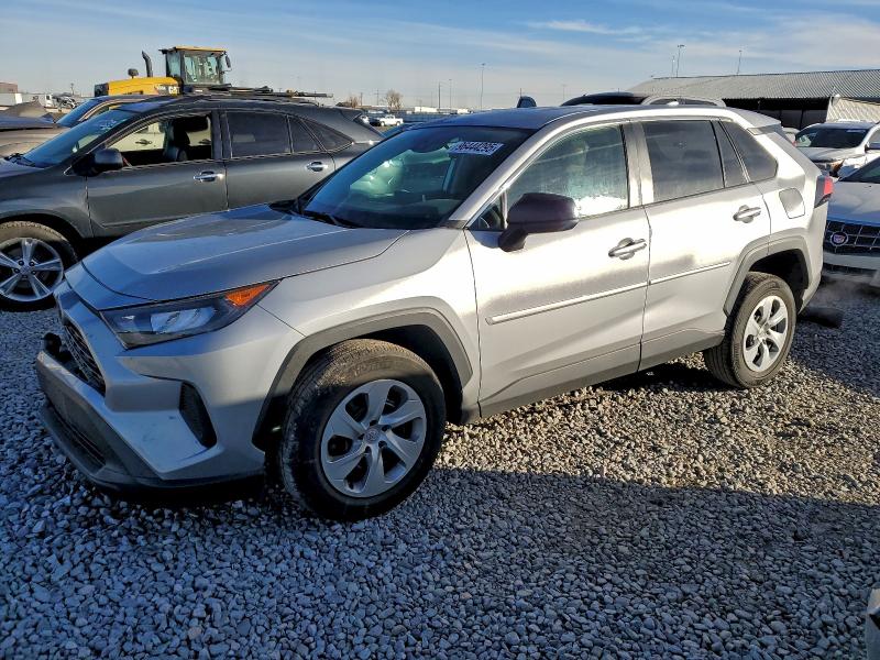 Фото 1 - TOYOTA RAV4