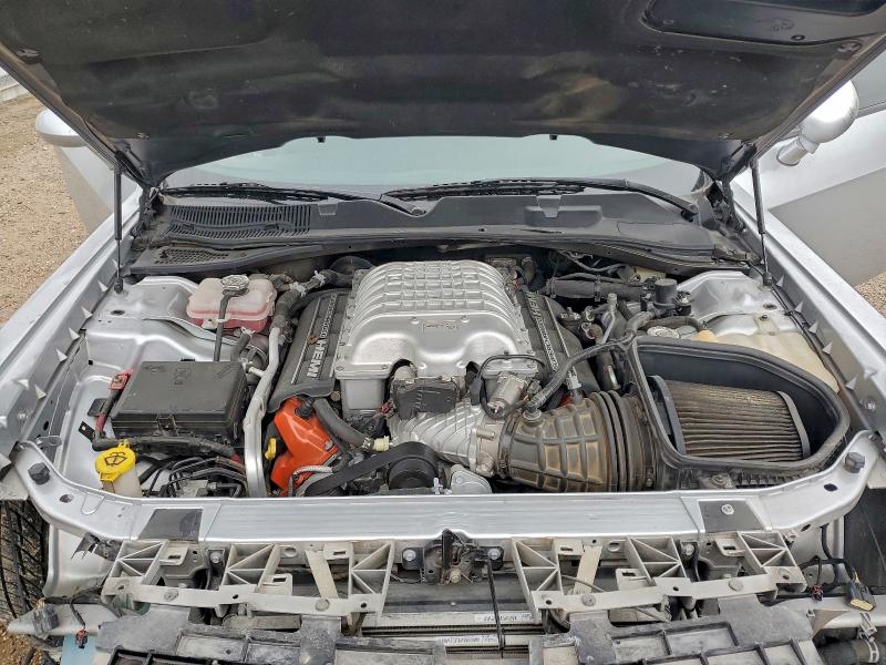 Фото 11 - DODGE CHALLENGER