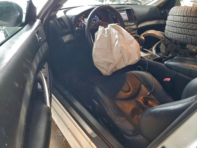 Фото 8 - INFINITI Q60