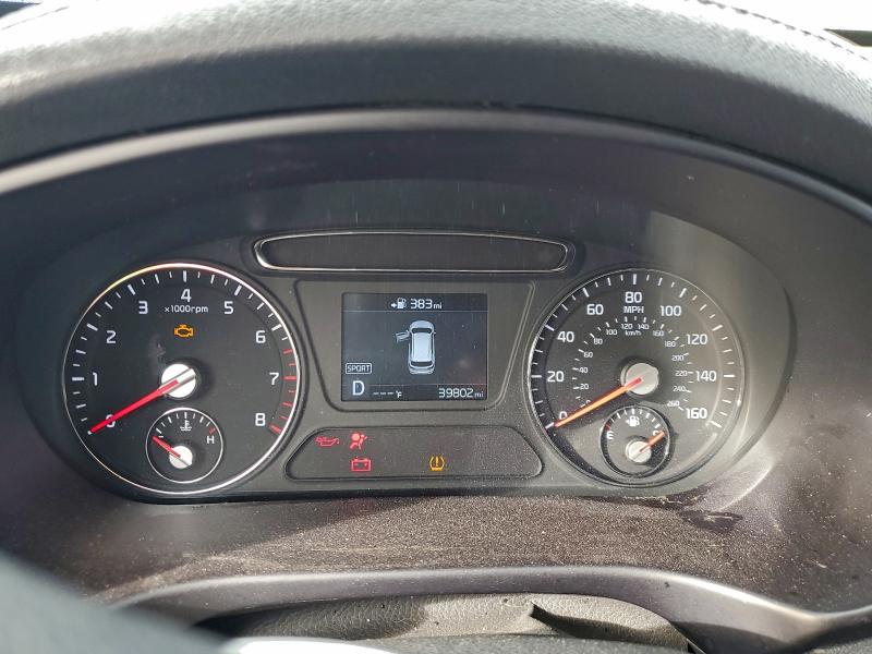 Фото 9 - KIA SORENTO