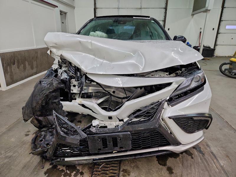 Фото 5 - TOYOTA CAMRY