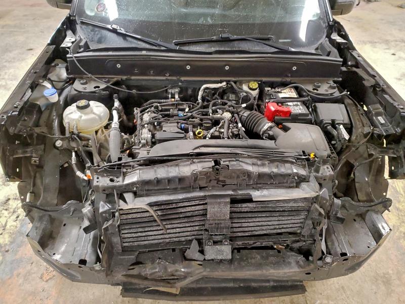 Фото 12 - FORD BRONCO