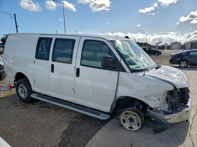 Фото 4 - GMC SAVANA