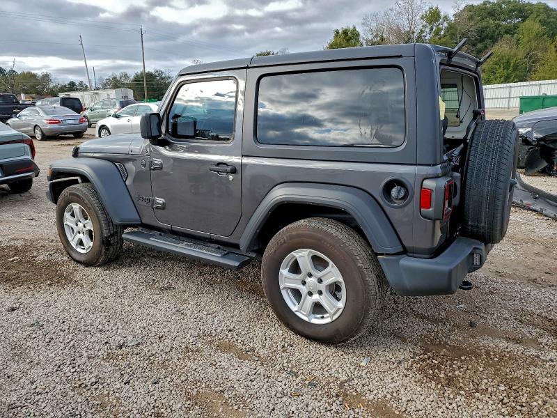 Фото 2 - JEEP WRANGLER