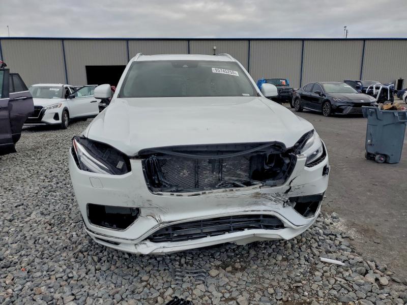 Фото 5 - VOLVO XC90