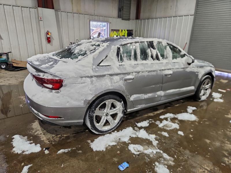 Фото 3 - AUDI A3