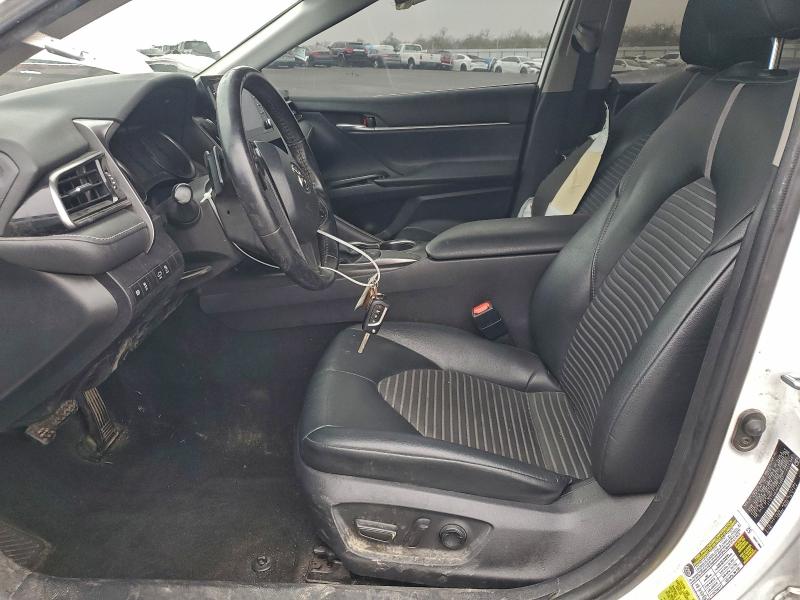 Фото 7 - TOYOTA CAMRY