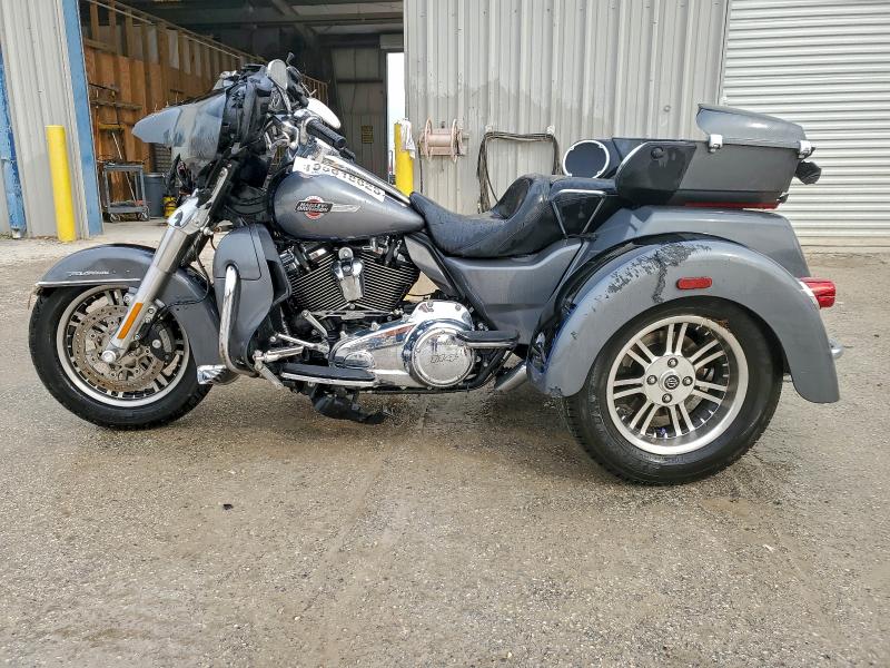 HARLEY-DAVIDSON FL 2022