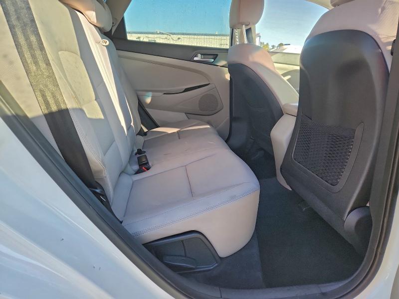 Фото 11 - HYUNDAI TUCSON