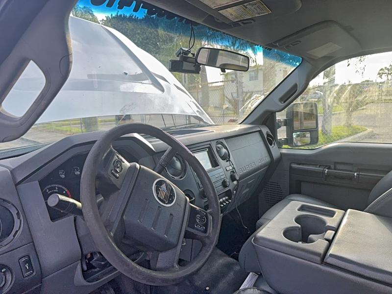 Фото 9 - FORD F550