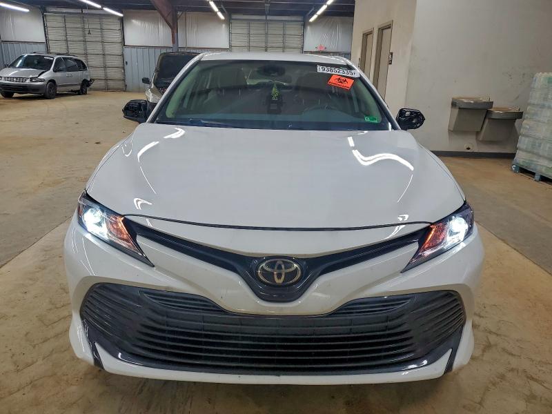 Фото 5 - TOYOTA CAMRY