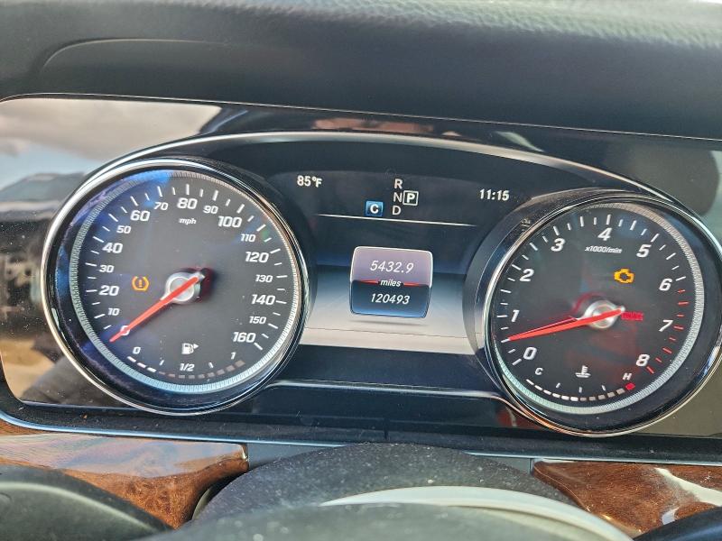 Фото 9 - MERCEDES-BENZ E-CLASS