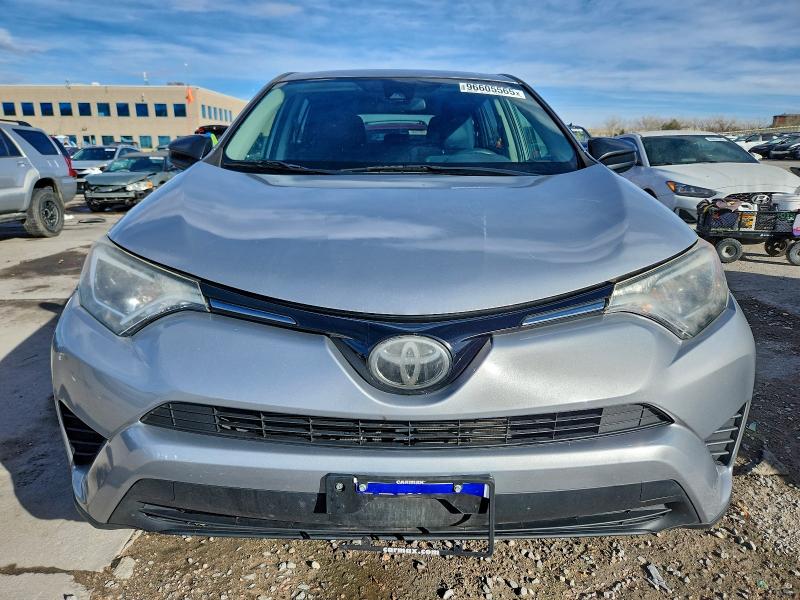 Фото 5 - TOYOTA RAV4