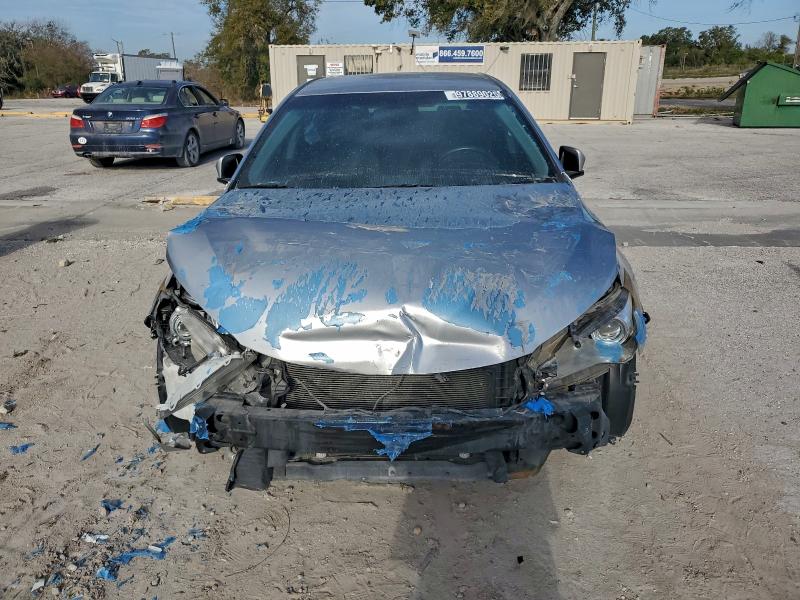 Фото 5 - TOYOTA CAMRY