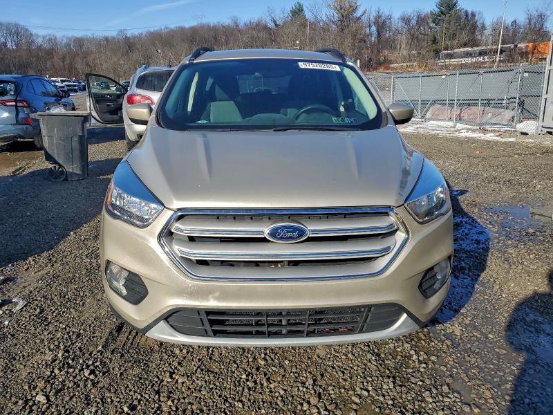 Фото 5 - FORD ESCAPE