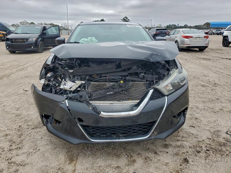 Фото 5 - NISSAN MAXIMA