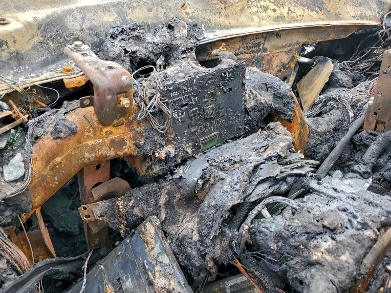 Фото 9 - GMC YUKON