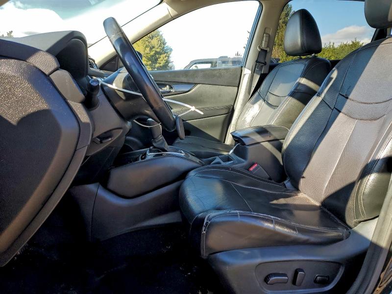 Фото 7 - NISSAN ROGUE