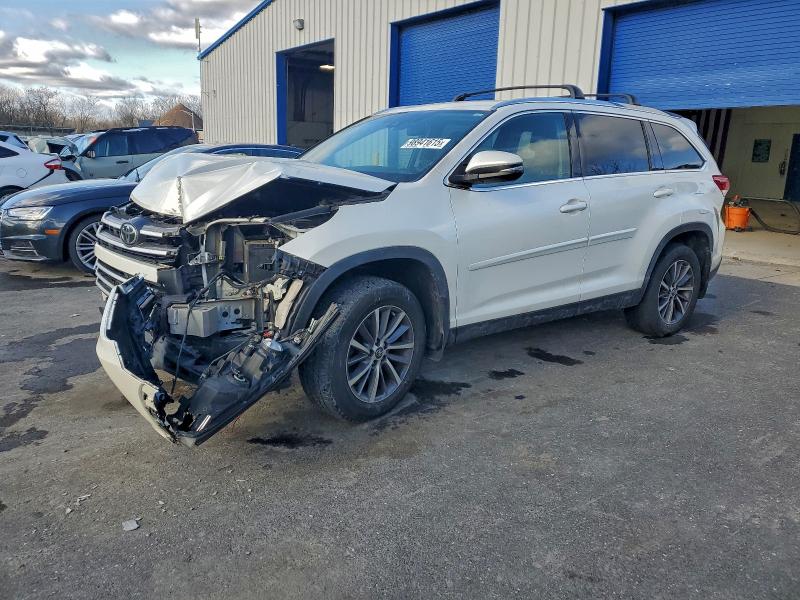 TOYOTA HIGHLANDER 2019 VIN 5TDJZRFH5KS601013