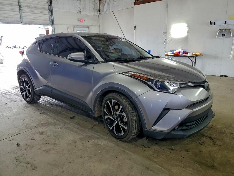 Фото 4 - TOYOTA C-HR