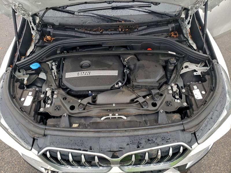 Фото 12 - BMW X1