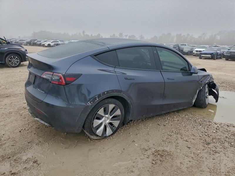 Фото 3 - TESLA MODEL Y