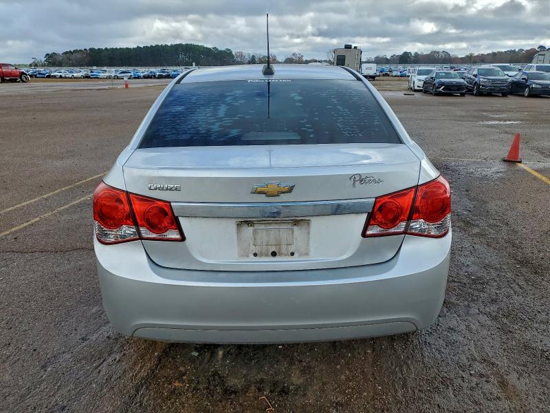 Фото 6 - CHEVROLET CRUZE