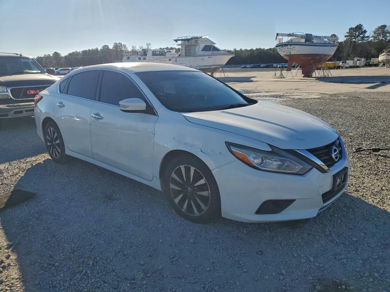 Фото 4 - NISSAN ALTIMA