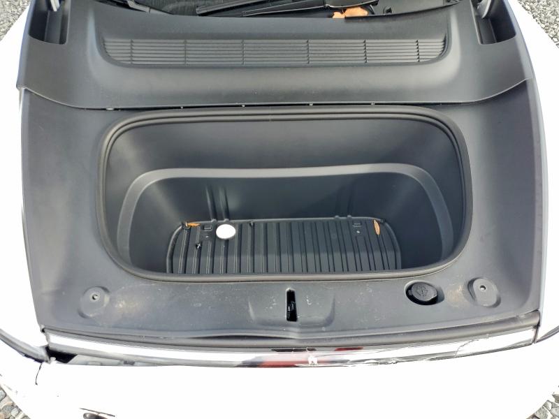 Фото 12 - TESLA MODEL Y