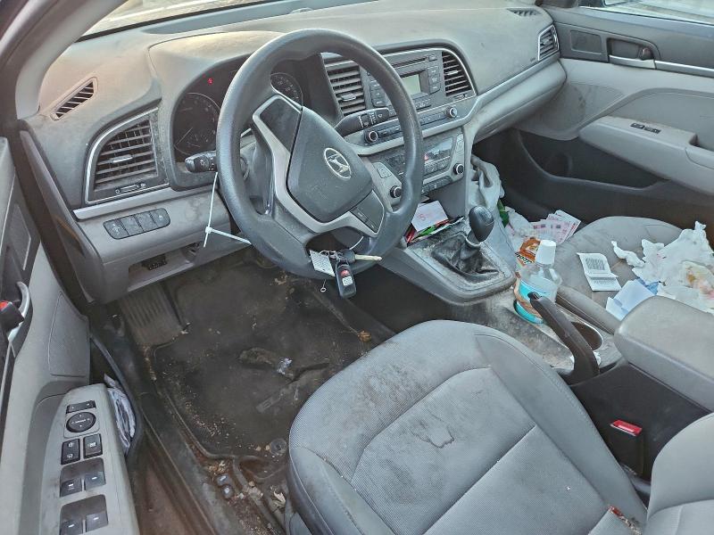 Фото 8 - HYUNDAI ELANTRA