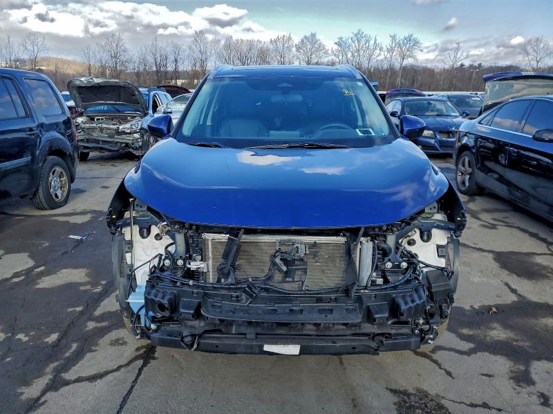 Фото 5 - NISSAN ROGUE